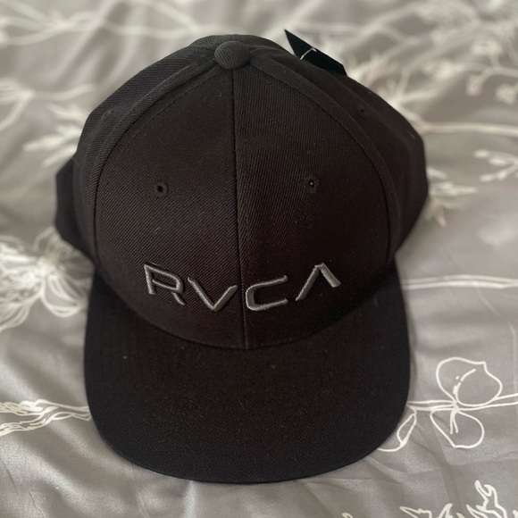 RVCA Other - RVCA snap back hat, New with tags